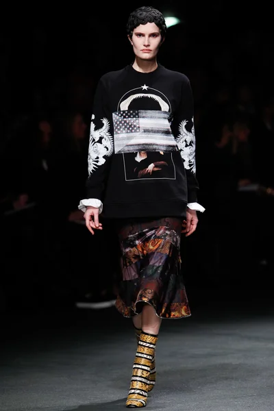 Look 31